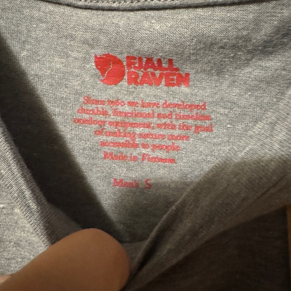 Fjallraven Shirt Mens Small Gray 1960 Logo T-Shirt Tee Outdoor Hiking 87313 New - Picture 2 of 4